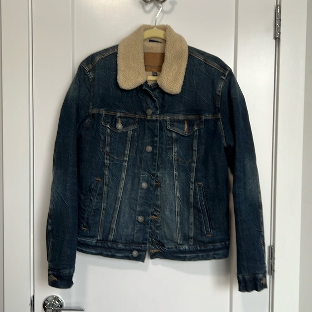 COPY - Men’s American eagle sherpa lined jean jacket